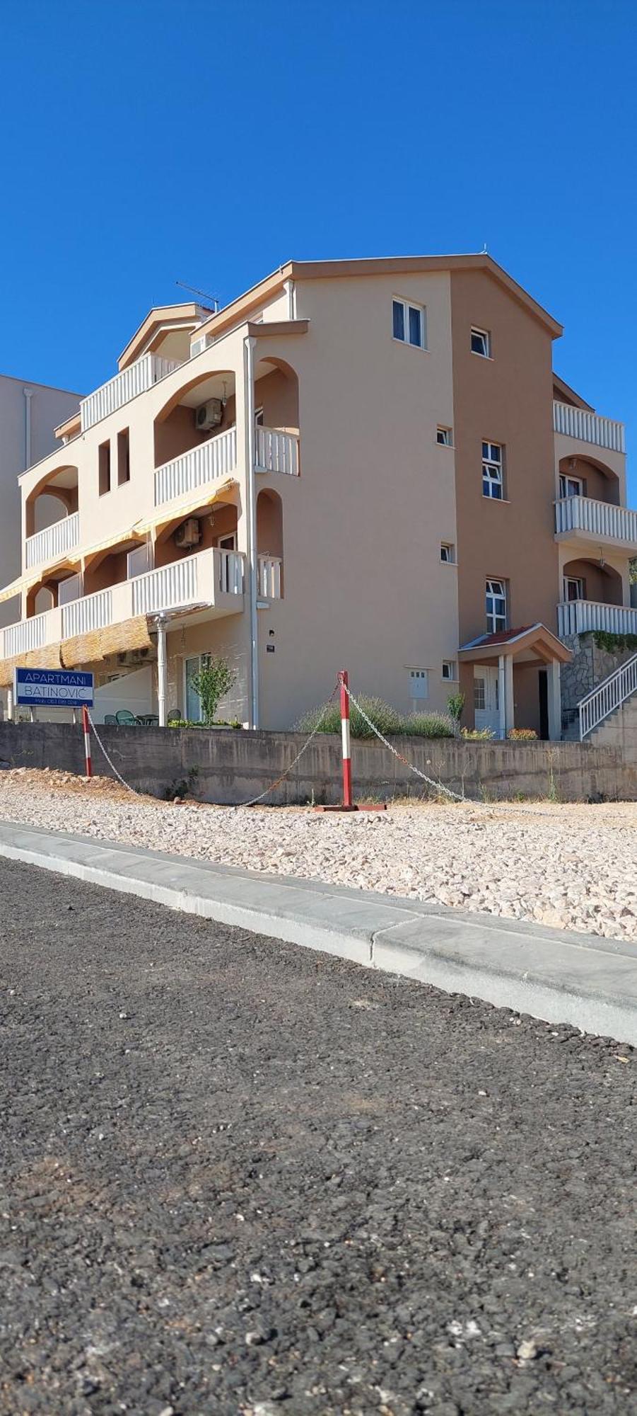 נאום Apartments Batinovic מראה חיצוני תמונה