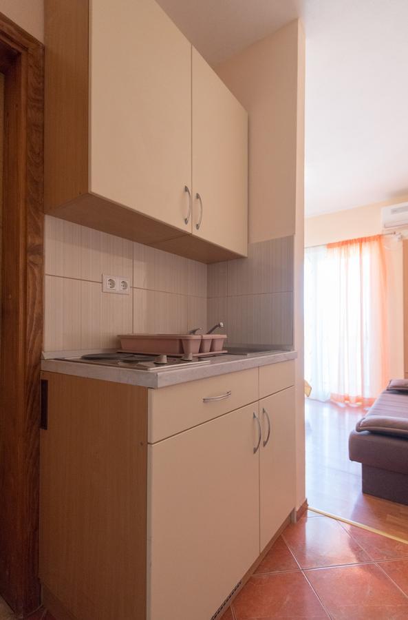 נאום Apartments Batinovic מראה חיצוני תמונה